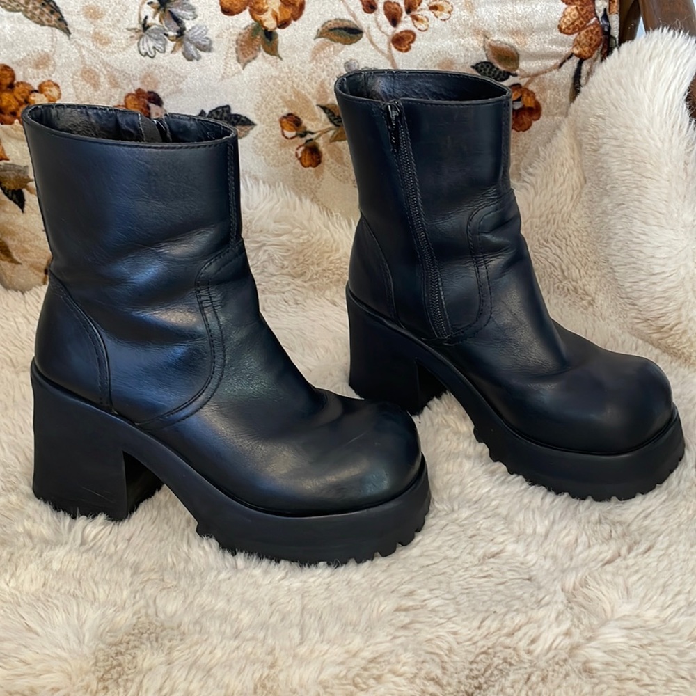 Vintage 90s Boots